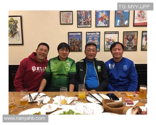 刘强的足球梦想与人生旅程深度对话探讨 刘强的足球梦想与人生旅程深度对话探讨