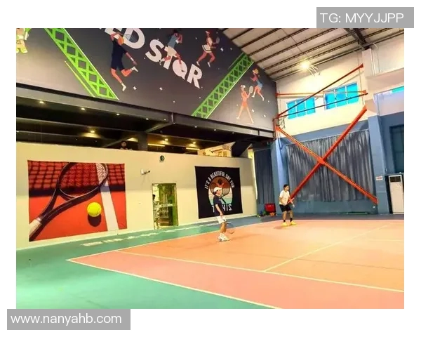 上海网球队的运营体系与网球战术的深度融合探讨 上海网球队的运营体系与网球战术的深度融合探讨