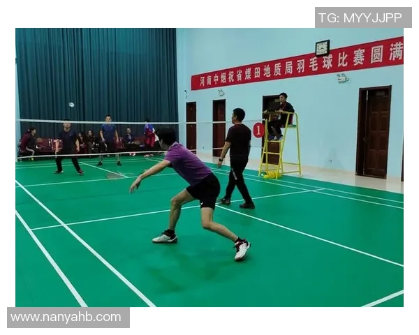 上海羽毛球队在选拔赛中以67分稳居积分榜首位展现强劲实力