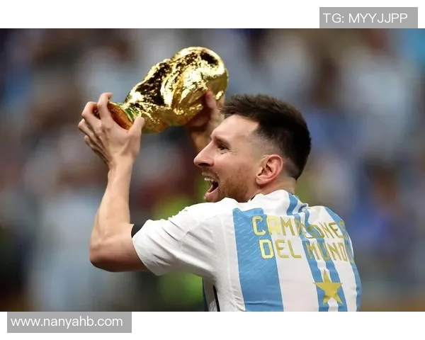 足球巨星挥手告别赛场的感人时刻与背后故事 足球巨星挥手告别赛场的感人时刻与背后故事